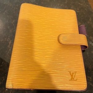 LOUIS VUITTON AGENDA